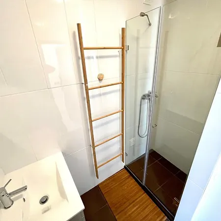 Coastal Retreat In Apartmán